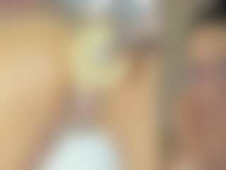 Live cam show with Emily - Full Nudity on Camming Site