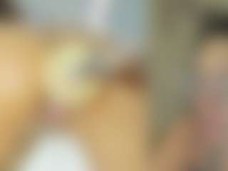 Live cam show with Emily - Solo on liverealitysex.com