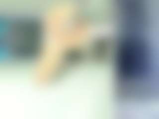 Live cam show with Emily - Moaning on livesuperchat.net