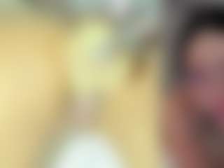 Live cam show with Emily - Small Ass on xxxlivecams.org