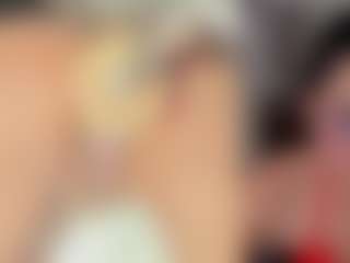 Live cam show with Emily - Small Ass on Milfs Live