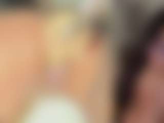 Live cam show with Emily - Petite on mypornchat.com