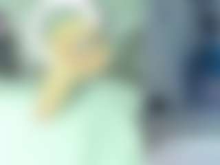 Live cam show with Emily - Small Ass on sexylive.show