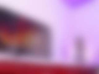 Lara Giraldo's Live Sex Cam Show