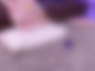Lara Giraldo's Live Sex Cam Show