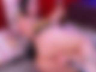 Lara Giraldo's Live Sex Cam Show