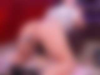 Lara Giraldo's Live Sex Cam Show