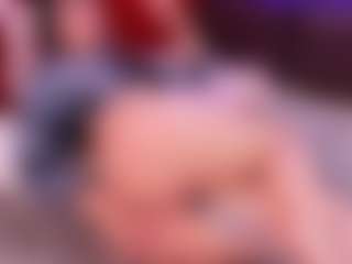 Lara Giraldo's Live Sex Cam Show