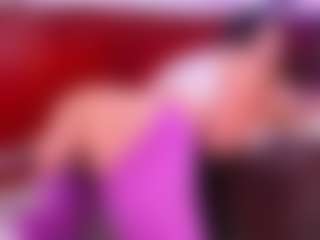 Lara Giraldo's Live Sex Cam Show