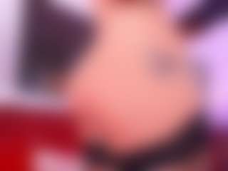 Lara Giraldo's Live Sex Cam Show