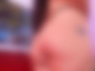 Lara Giraldo's Live Sex Cam Show