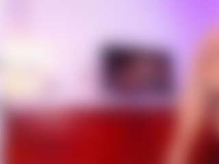 Lara Giraldo's Live Sex Cam Show