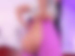 Lara Giraldo's Live Sex Cam Show