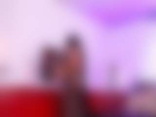 Lara Giraldo's Live Sex Cam Show