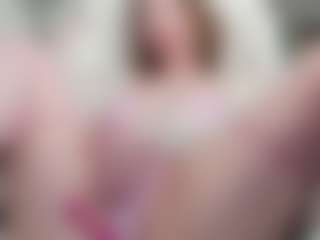 Live cam show with charming-girl - Ass Bouncing on Sweet Sext