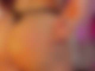 Live cam show with Sarah - Suck on live18s.com