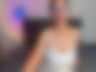 Live cam show with amandaseyfried19 - Cosplay Mature on Milfs Live