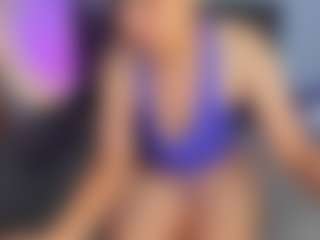 amandaseyfried19 MILF webcam performer live streaming