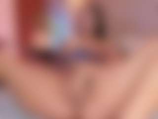Ameelie's Live Sex Cam Show