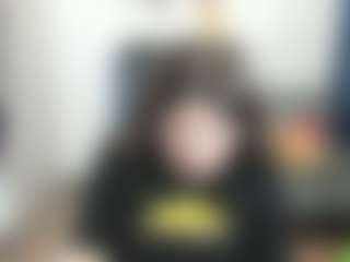 Live cam show with Rose - Goth on xDating