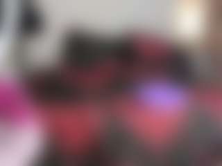 Live cam show with roxalanastar - Normal on Cam Slut