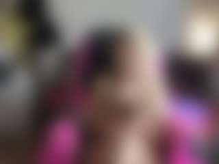 Live cam show with roxalanastar - Mature on Hubzter Live