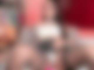juliana-roble's Live Sex Cam Show