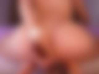 Live cam show with emyli_sw - Cowgirl on Mixed Magazine Live