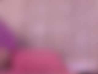 Live cam show with emyli_sw - Brown Eyes Red Hair on livesexfox.com