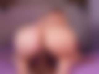 emyli_sw's Live Sex Cam Show