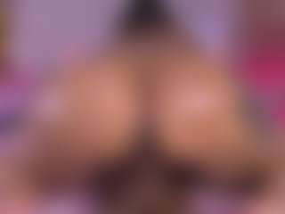 Live cam show with mssburbuja - Culo on Uber Horny