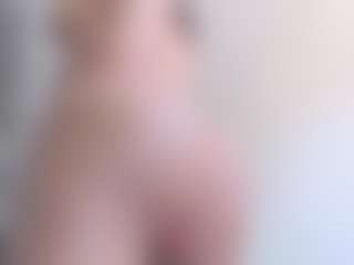 Live cam show with princess-alis91 - Brown Eyes on Camsoda