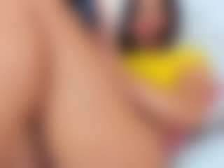 Mia_Stones's Live Sex Cam Show