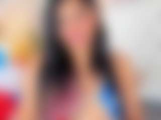 Live cam show with Mia_Stones - Petite on https://playwithruby.com
