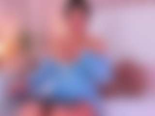 Live cam show with Mia_Stones - Striptease on Camiplay Live