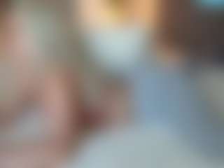 missjuliaa's Live Sex Cam Show