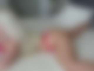 missjuliaa's Live Sex Cam Show