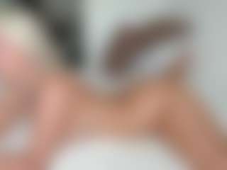 missjuliaa's Live Sex Cam Show