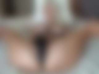 missjuliaa's Live Sex Cam Show