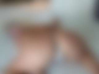 missjuliaa's Live Sex Cam Show