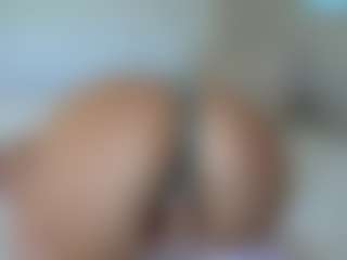 missjuliaa's Live Sex Cam Show