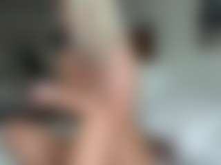 missjuliaa's Live Sex Cam Show
