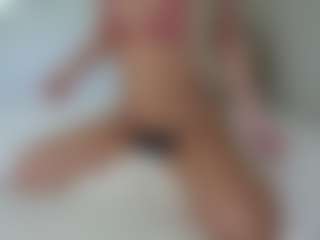 missjuliaa's Live Sex Cam Show