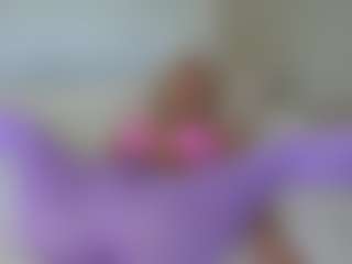 missjuliaa's Live Sex Cam Show