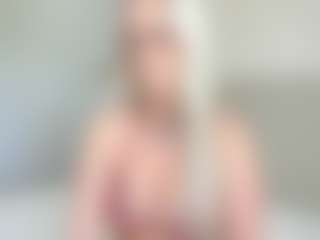 missjuliaa's Live Sex Cam Show