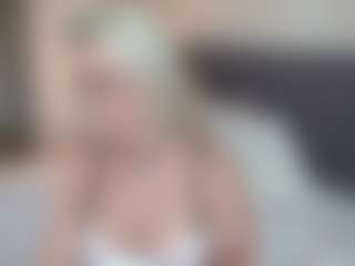 missjuliaa's Live Sex Cam Show