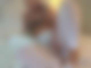 missjuliaa's Live Sex Cam Show