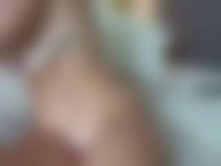 missjuliaa's Live Sex Cam Show