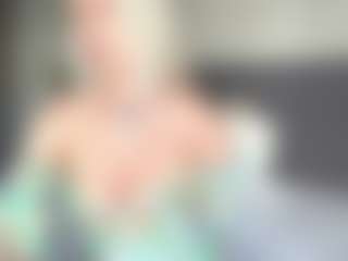missjuliaa's Live Sex Cam Show