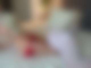 missjuliaa's Live Sex Cam Show